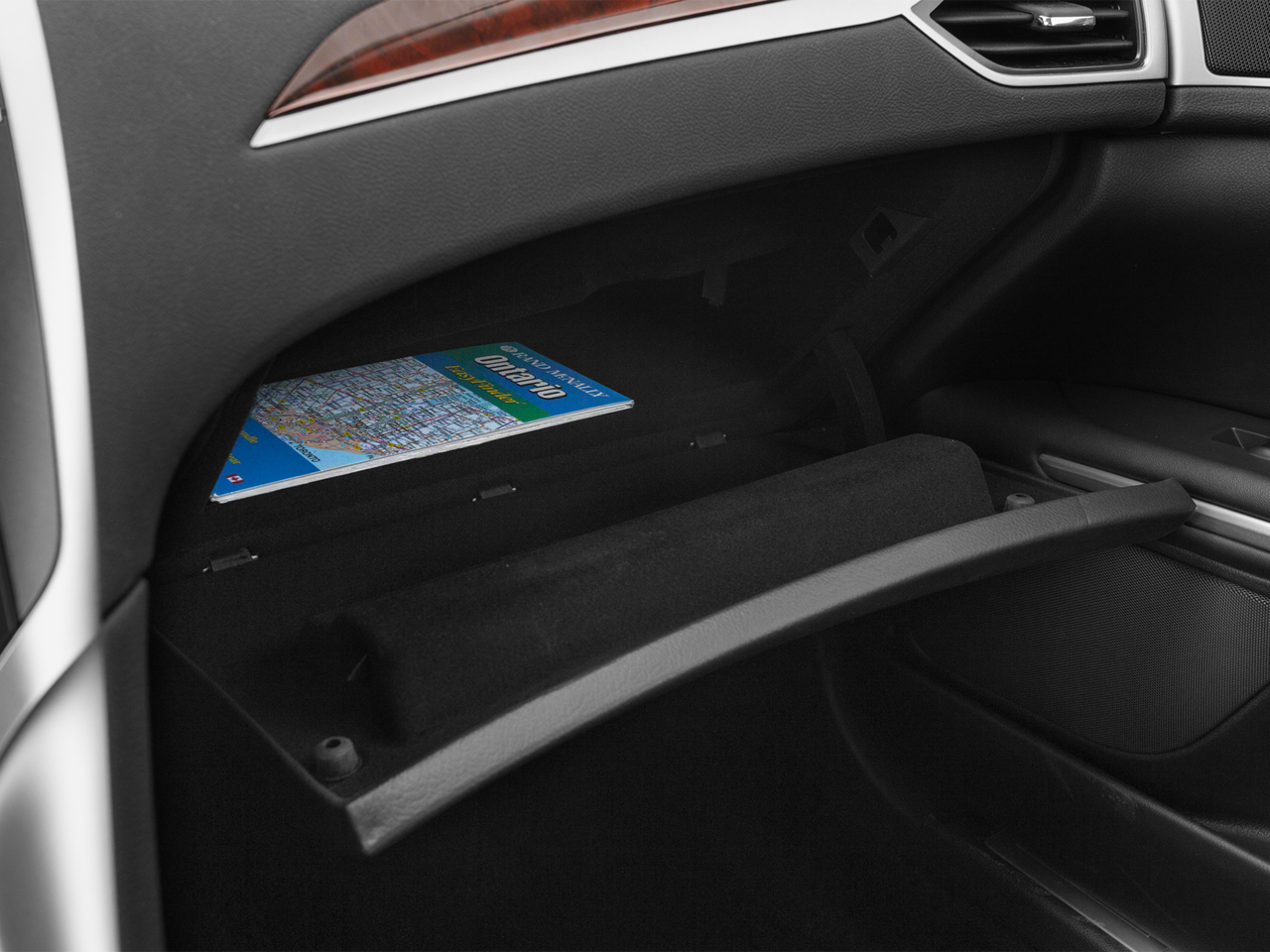 2016 Lincoln MKZ Base