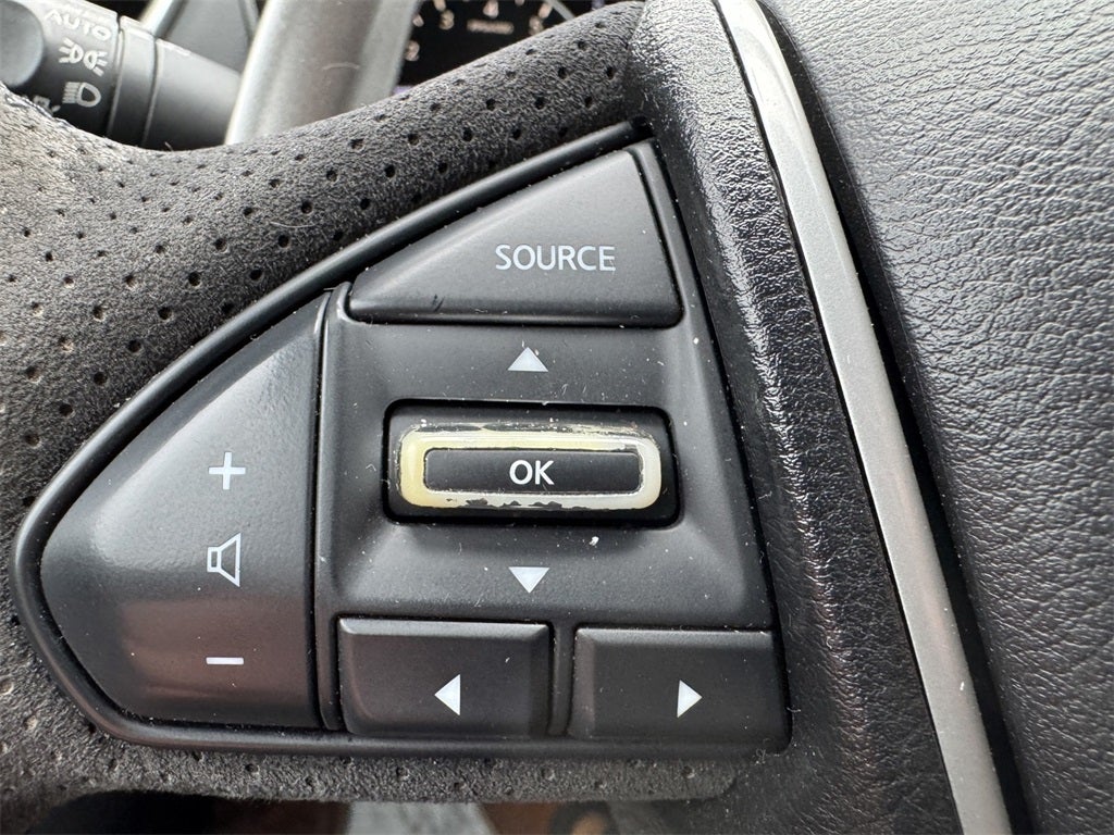 2017 Nissan Maxima SR