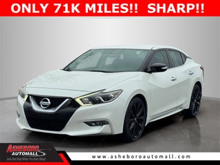 2017 Nissan Maxima SR