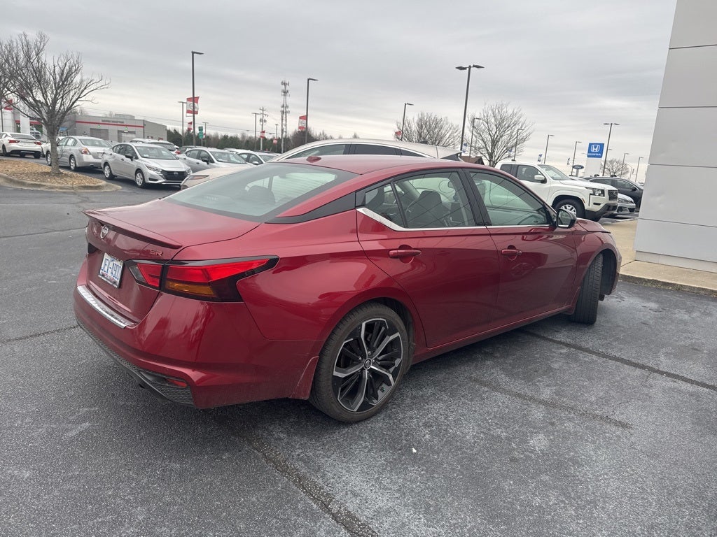 2023 Nissan Altima 2.5 SR Premium