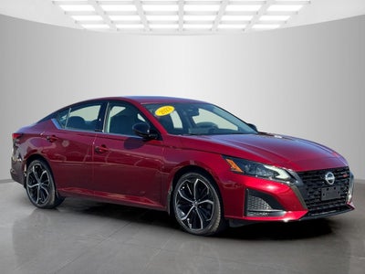 2023 Nissan Altima 2.5 SR Premium