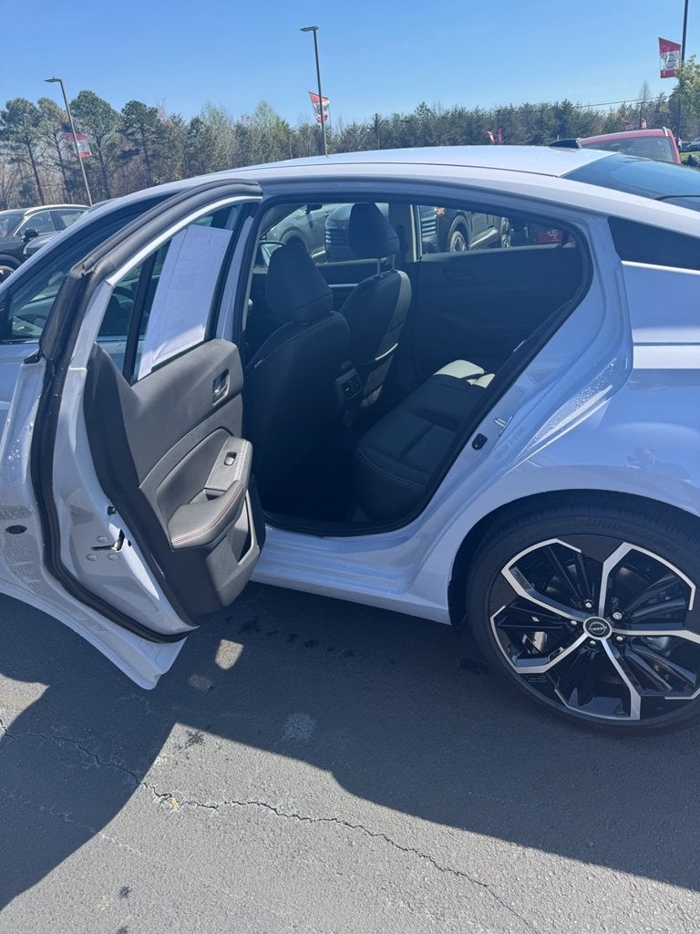 2026 Nissan Altima 2.5 SR