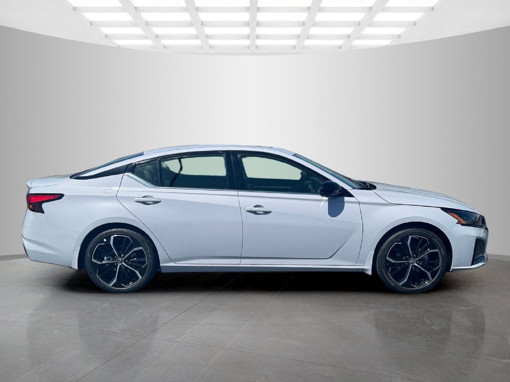 2026 Nissan Altima 2.5 SR