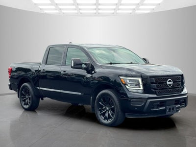 2023 Nissan Titan SV