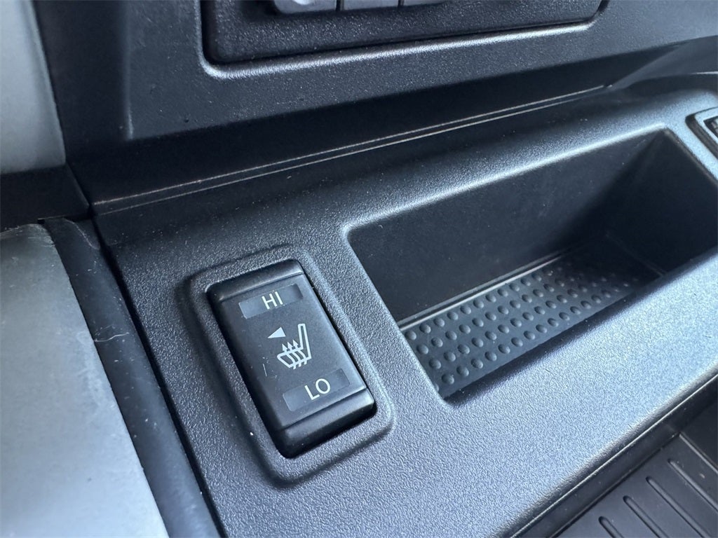 2021 Nissan Titan SL