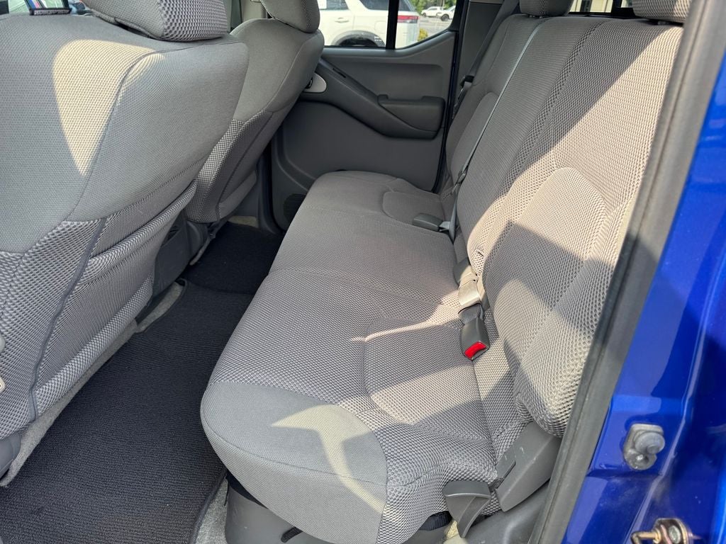 2015 Nissan Frontier SV