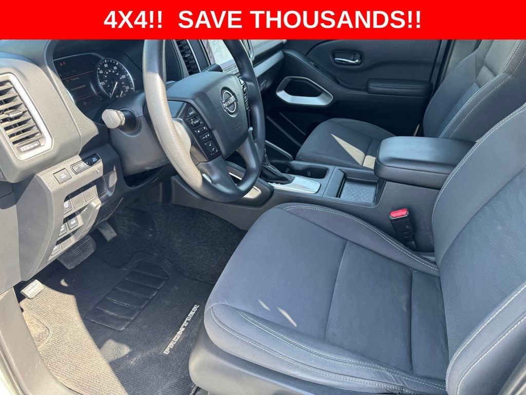 2022 Nissan Frontier SV