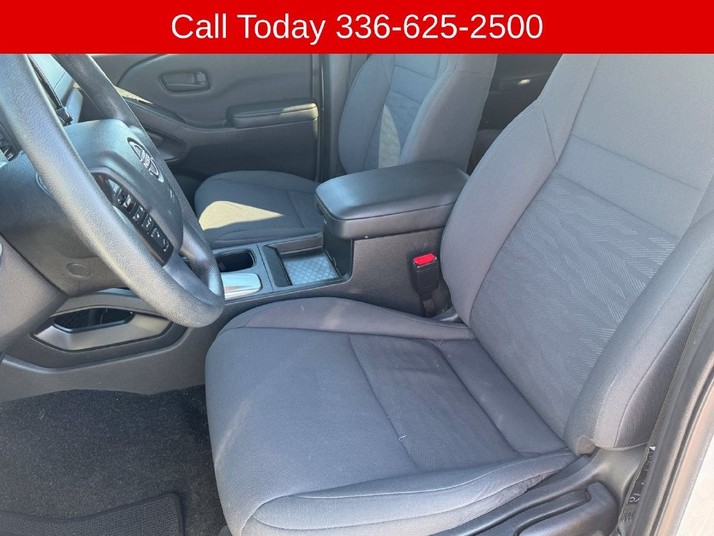 2023 Nissan Frontier S