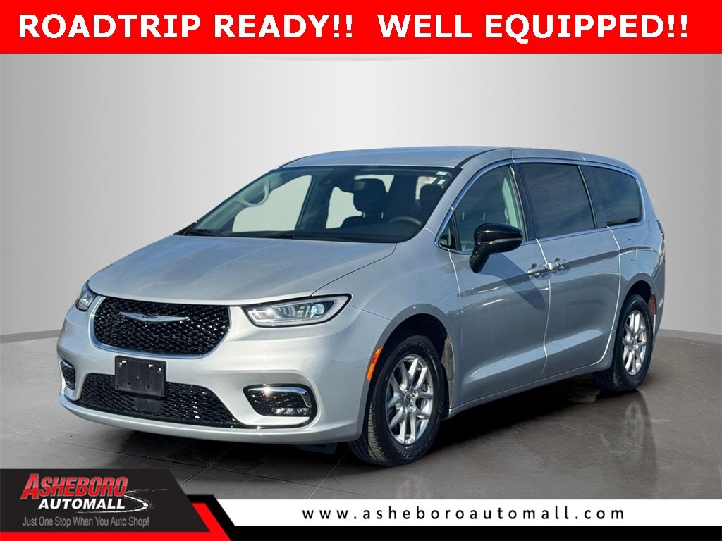 2024 Chrysler Pacifica Touring L