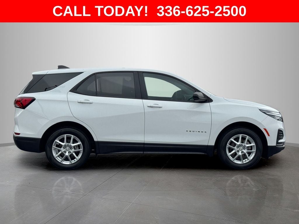 2022 Chevrolet Equinox LS