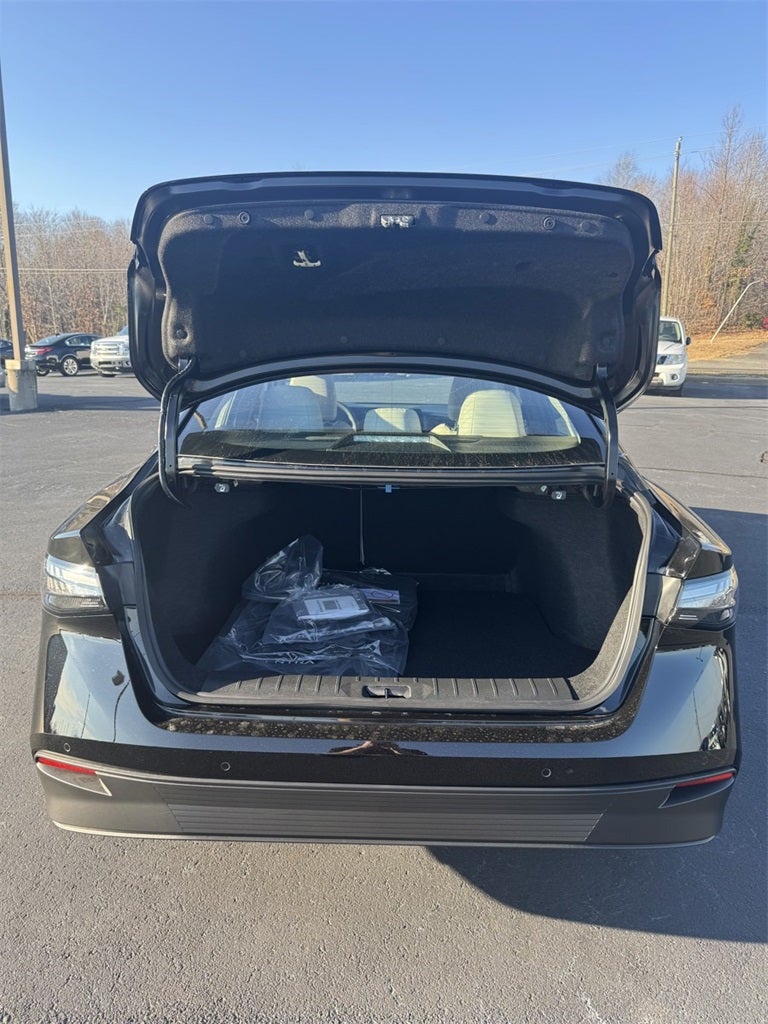 2026 Nissan Sentra SL