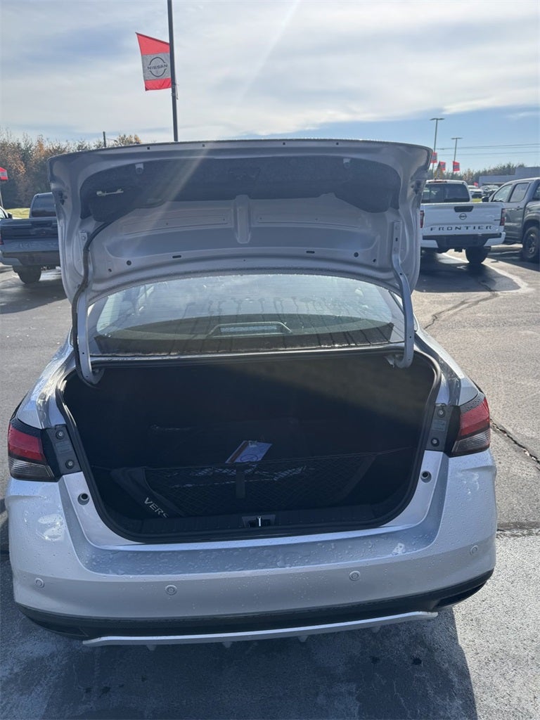 2025 Nissan Versa 1.6 S