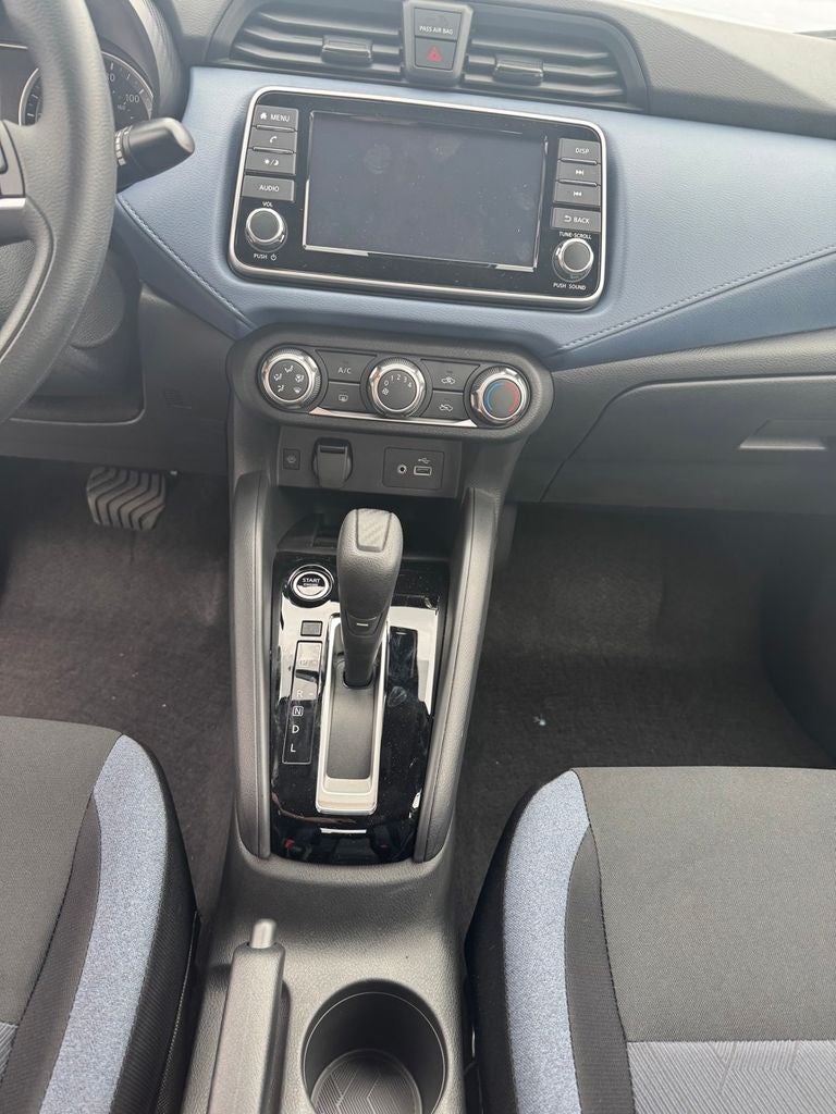 2025 Nissan Versa 1.6 SV