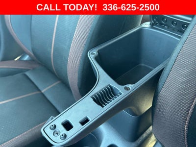 2022 Nissan Versa 1.6 SR