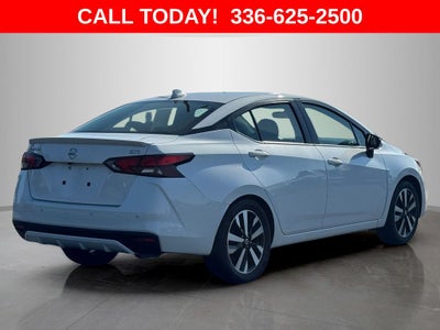 2022 Nissan Versa 1.6 SR