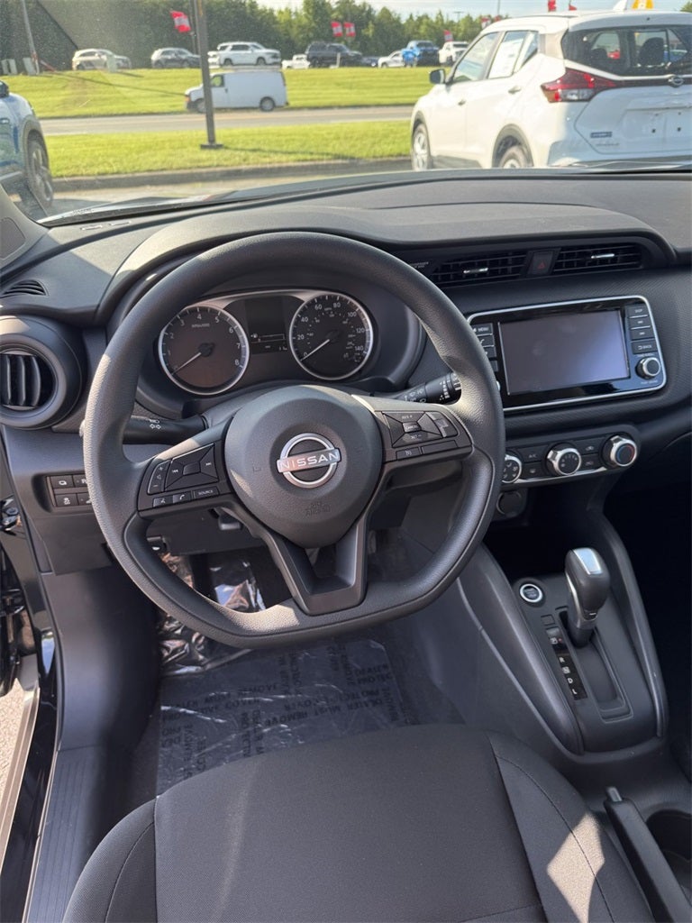 2025 Nissan Kicks Play S