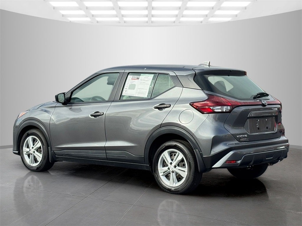 2024 Nissan Kicks S