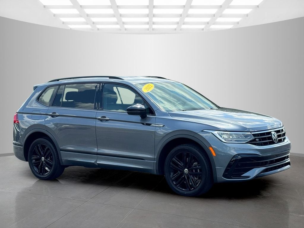 2022 Volkswagen Tiguan 2.0T SE R-Line Black