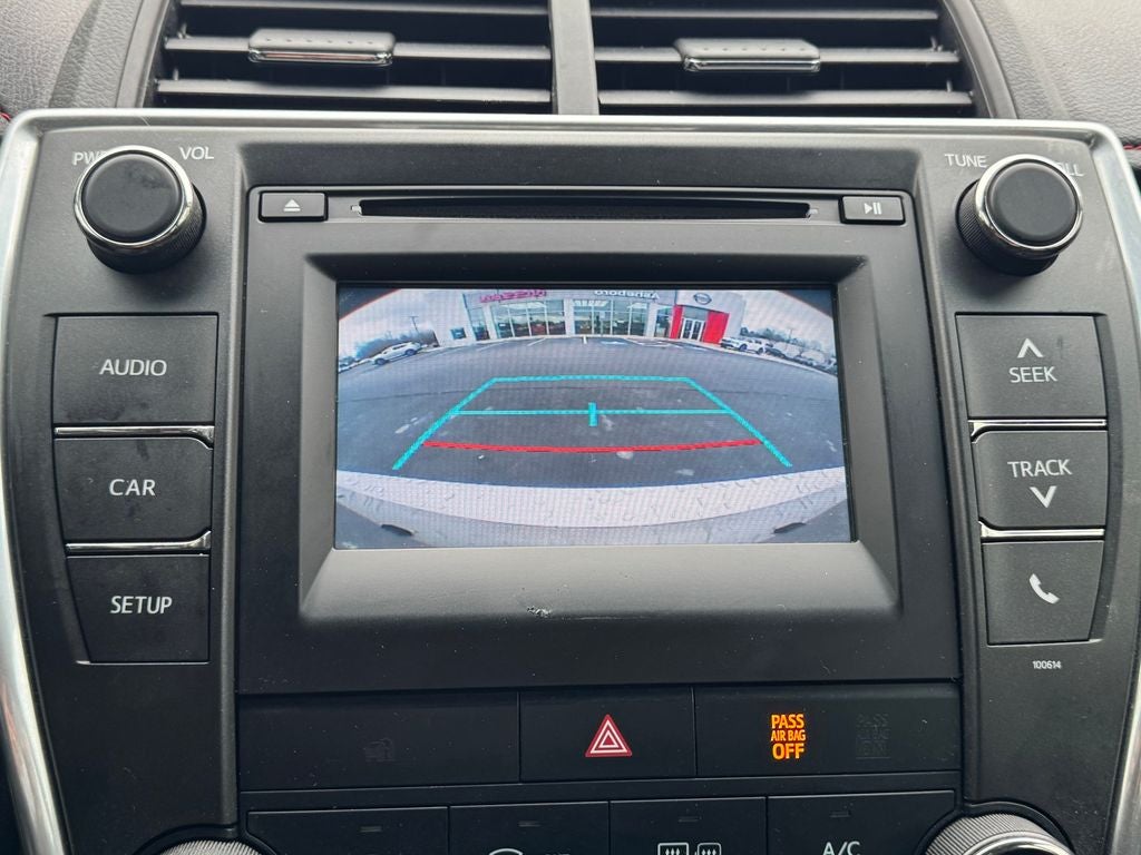 2017 Toyota Camry SE