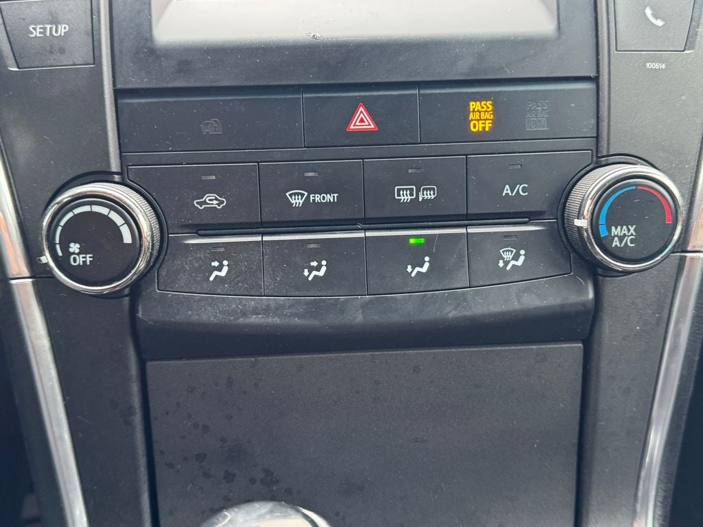 2017 Toyota Camry SE