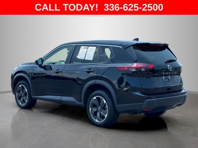 2024 Nissan Rogue SV