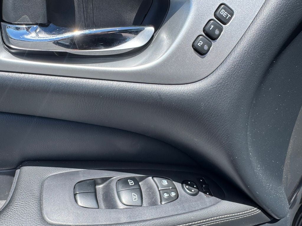 2020 Nissan Pathfinder Platinum