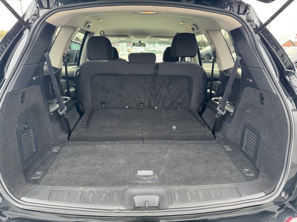 2019 Nissan Pathfinder S