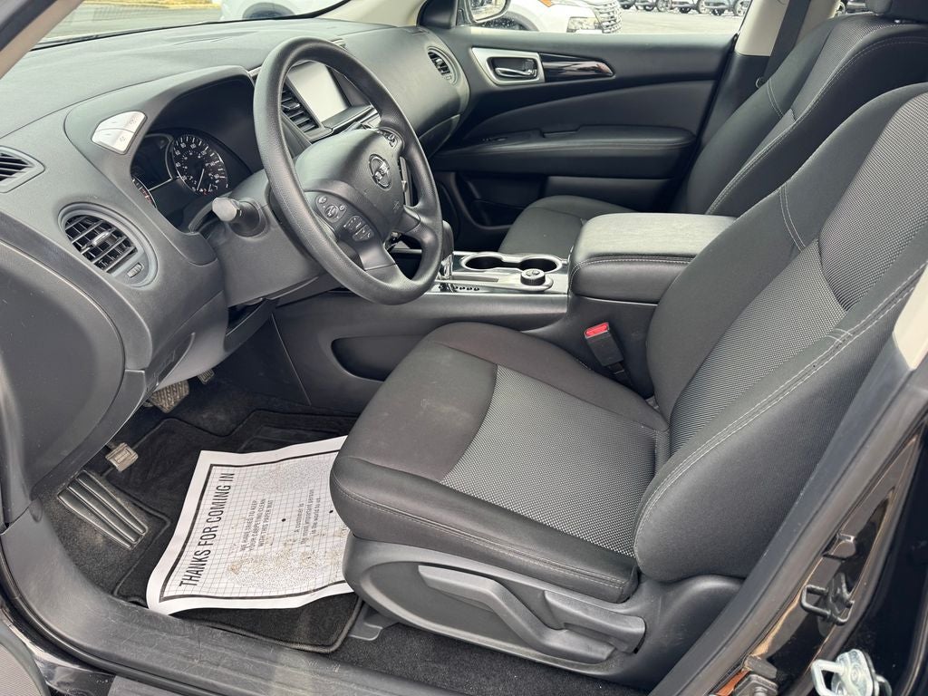 2019 Nissan Pathfinder S