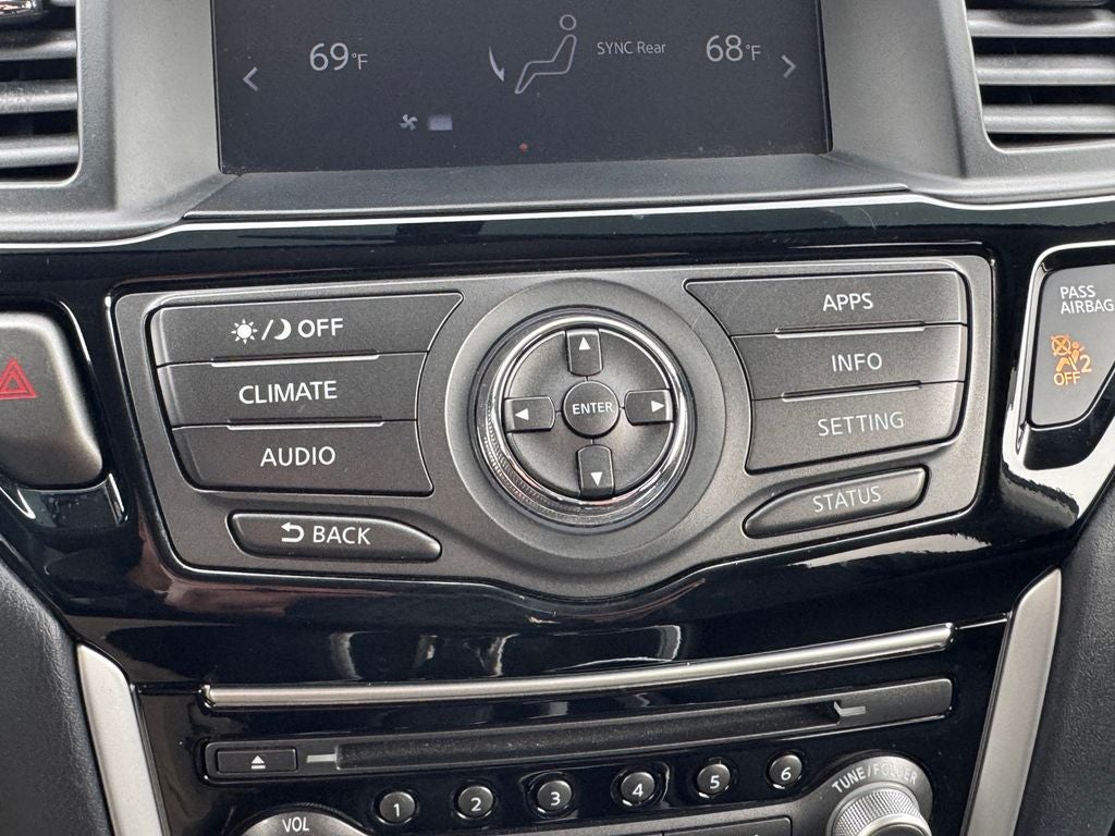 2019 Nissan Pathfinder S