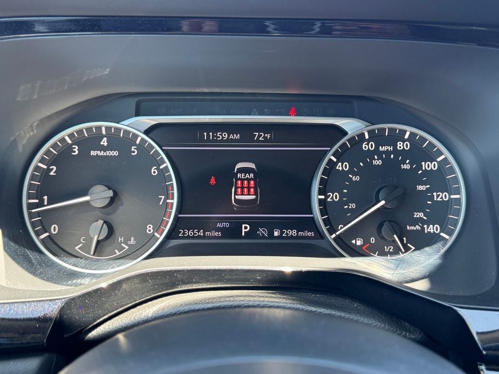 2025 Nissan Pathfinder SV