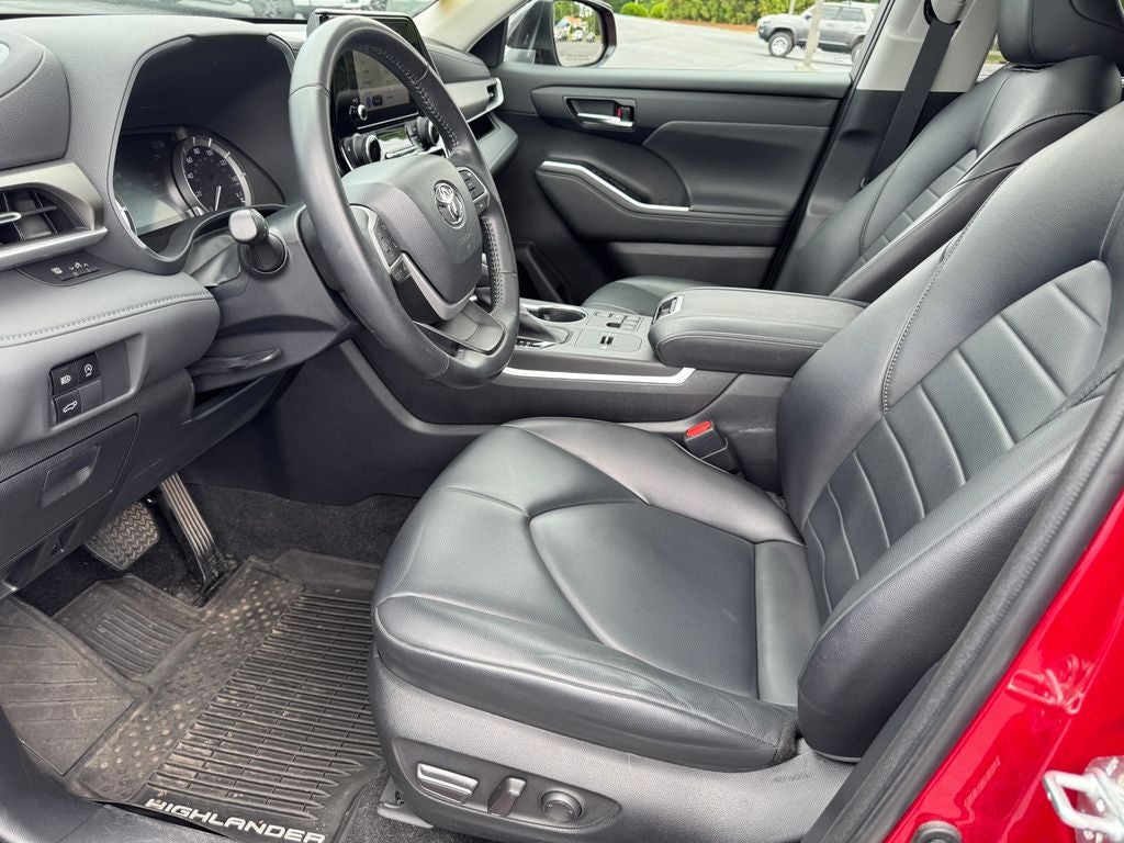 2023 Toyota Highlander XLE