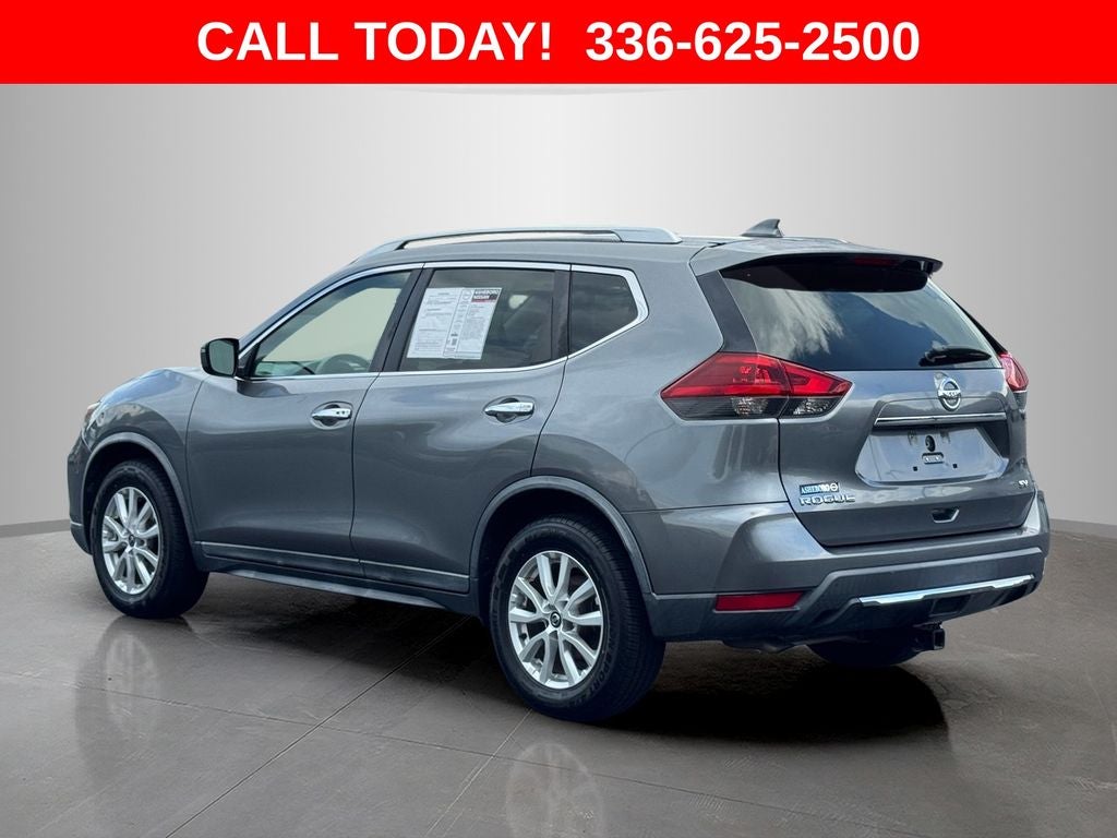 2018 Nissan Rogue SV