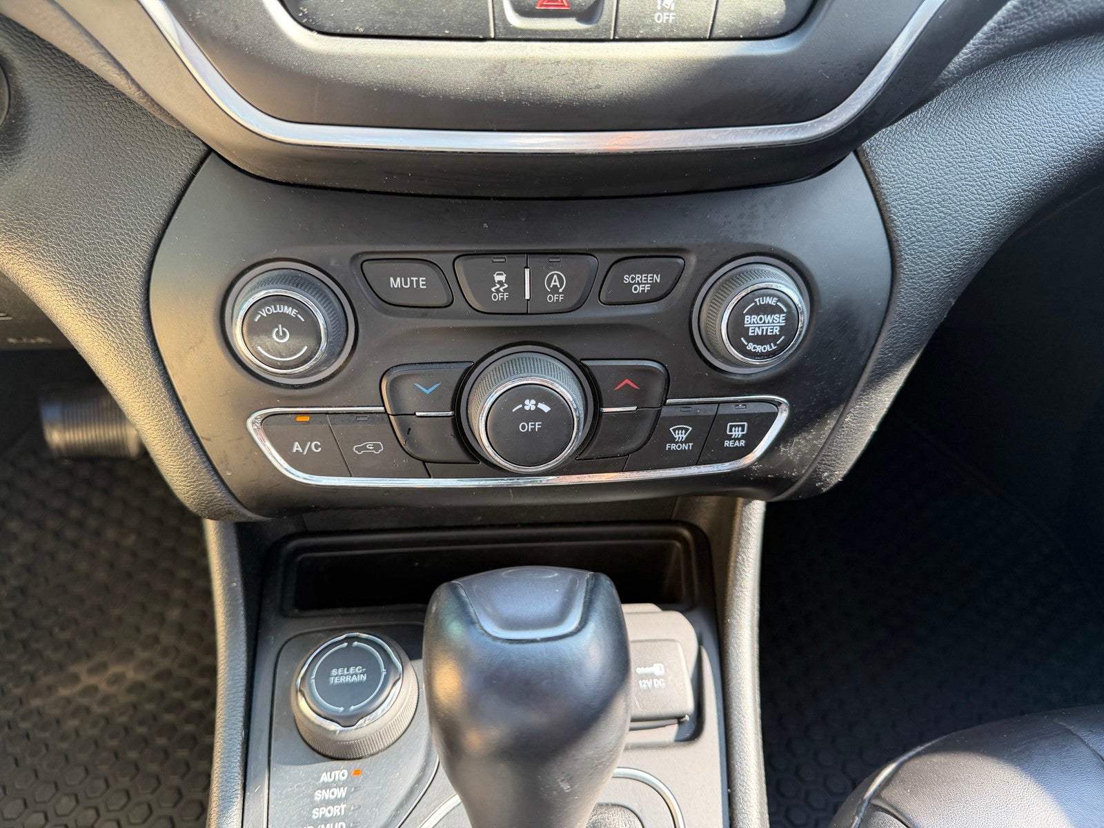 2022 Jeep Cherokee X