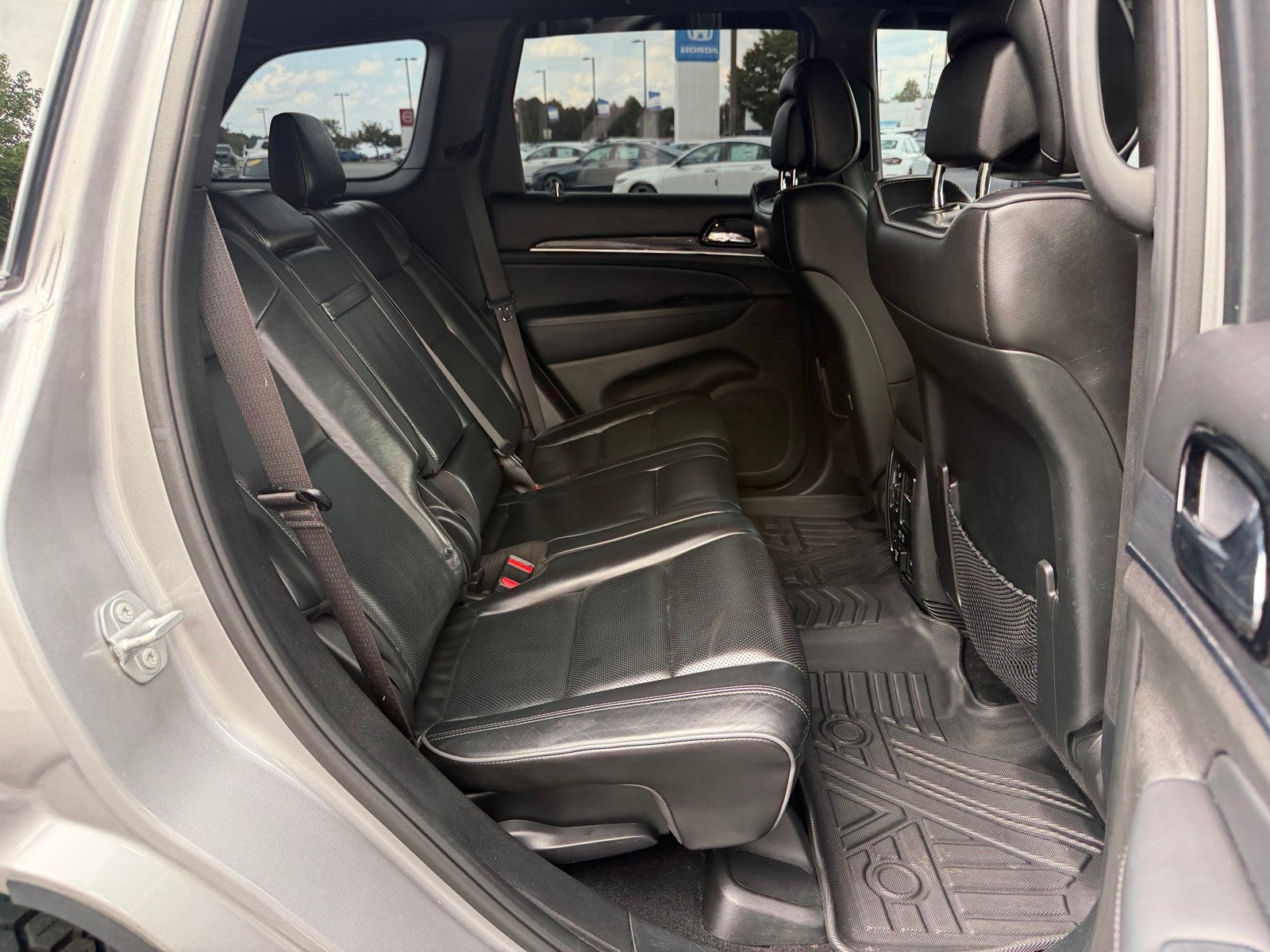 2019 Jeep Grand Cherokee Overland