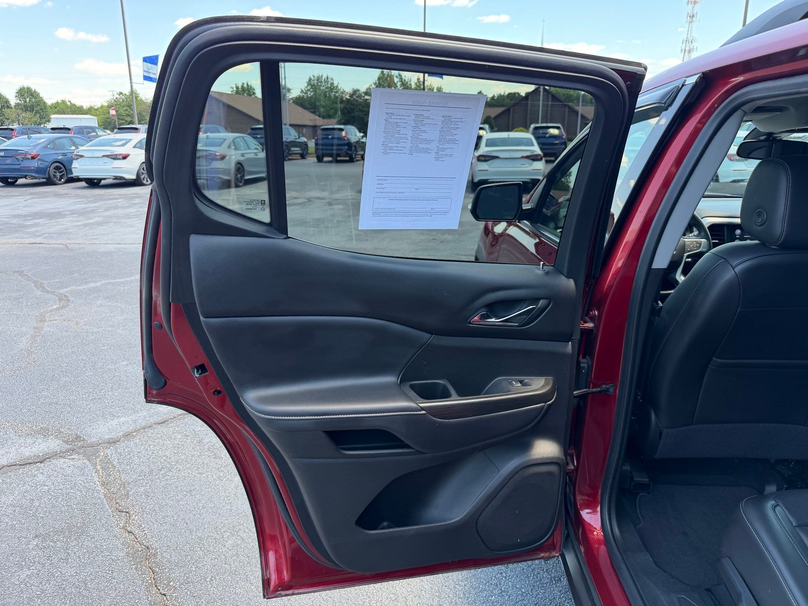 2023 GMC Acadia SLT