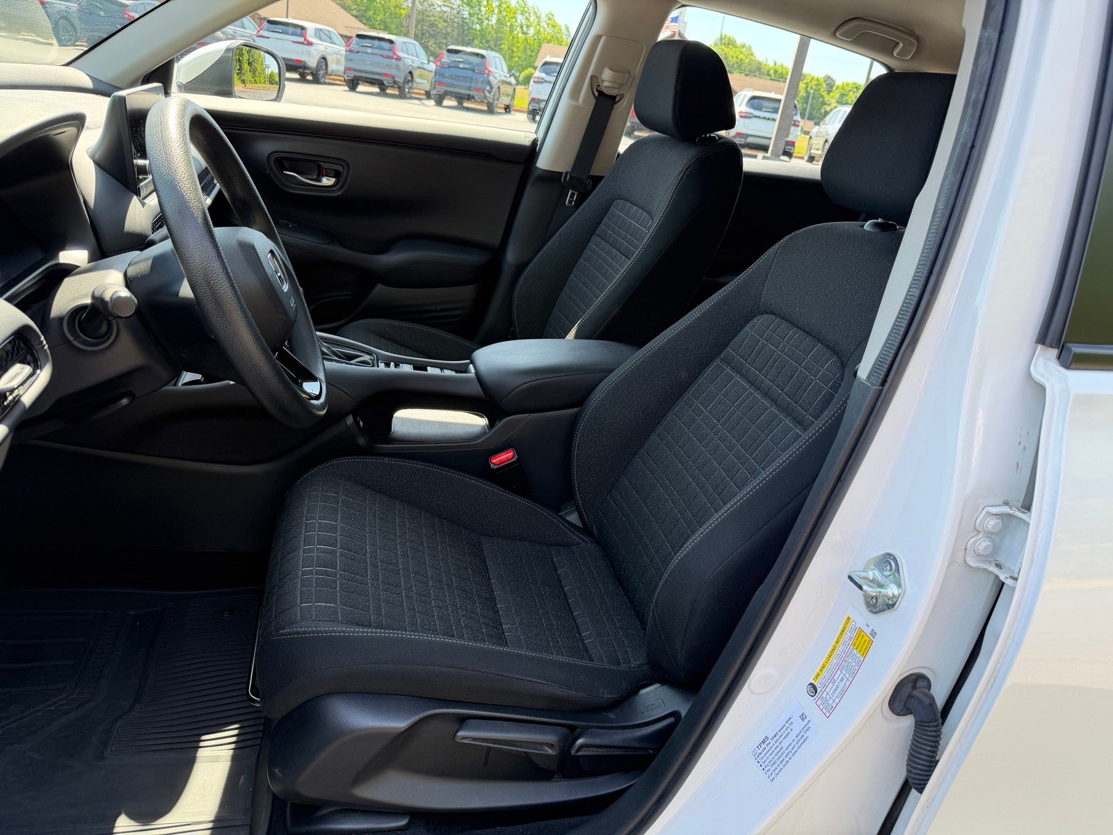 2023 Honda HR-V LX