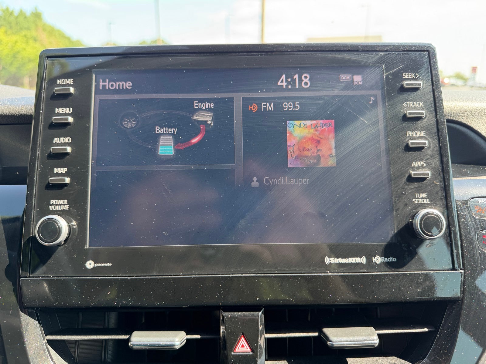 2023 Toyota Camry Hybrid XLE