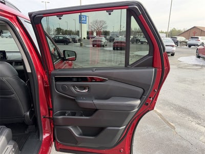 2025 Honda Pilot Touring