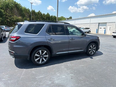 2024 Honda Pilot Touring