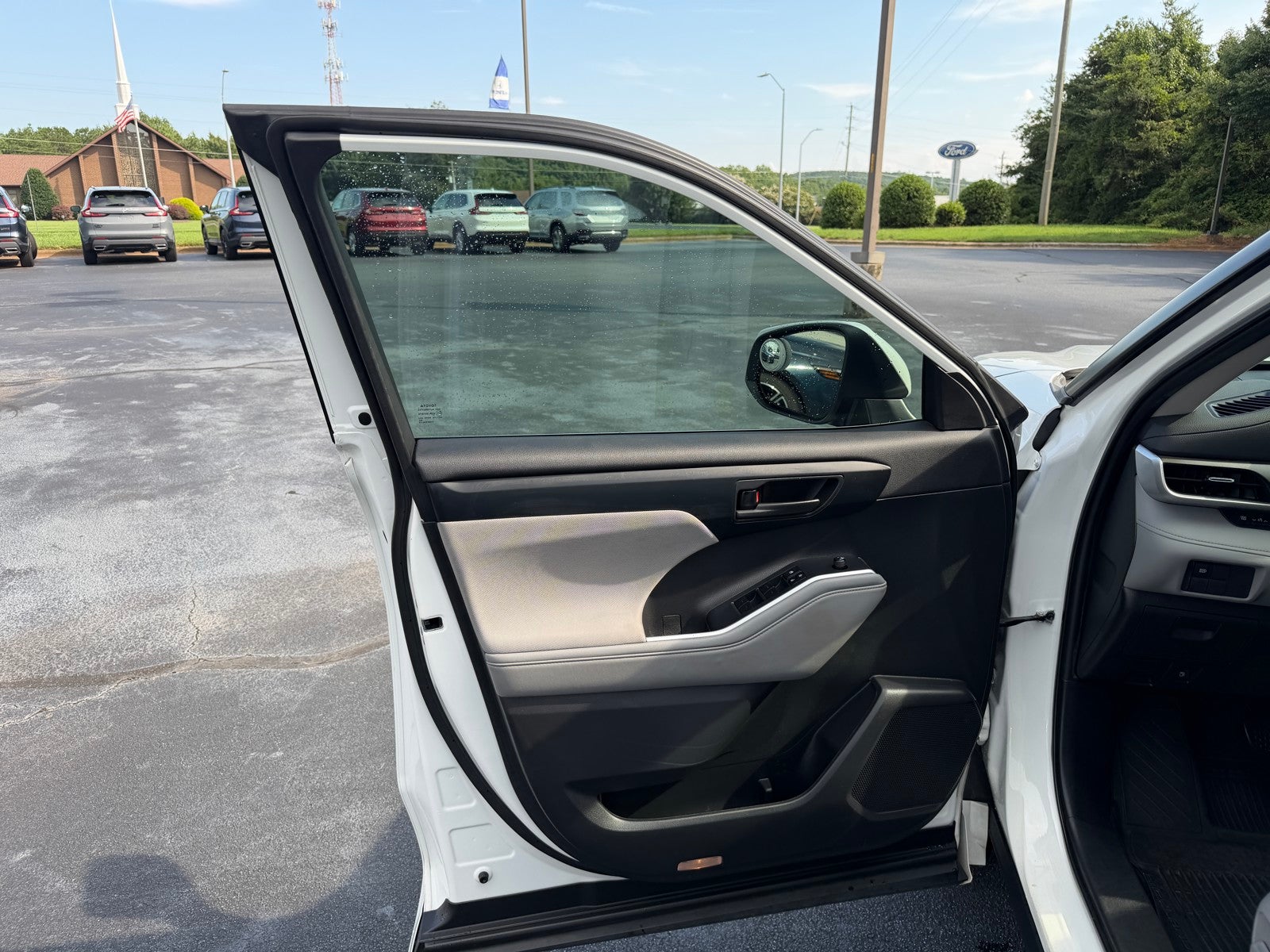2022 Toyota Highlander L