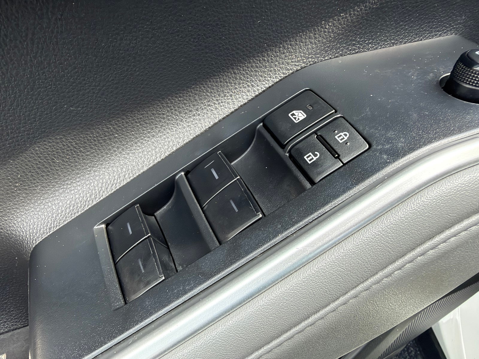 2022 Toyota Highlander L