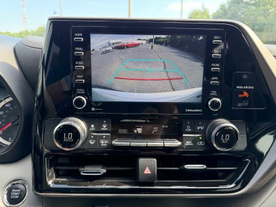 2022 Toyota Highlander L