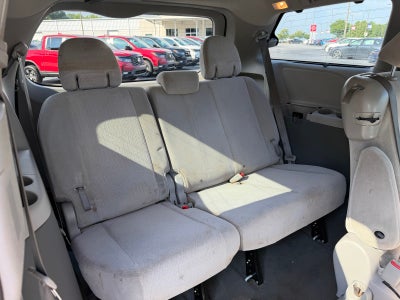 2020 Toyota Sienna LE 8 Passenger