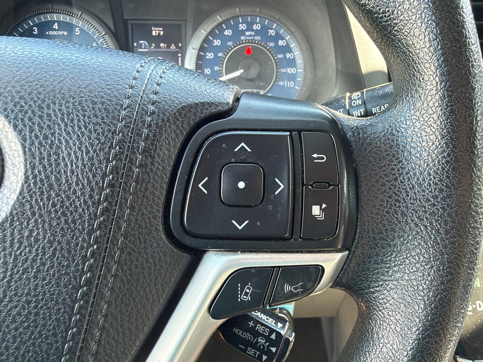 2020 Toyota Sienna LE 8 Passenger