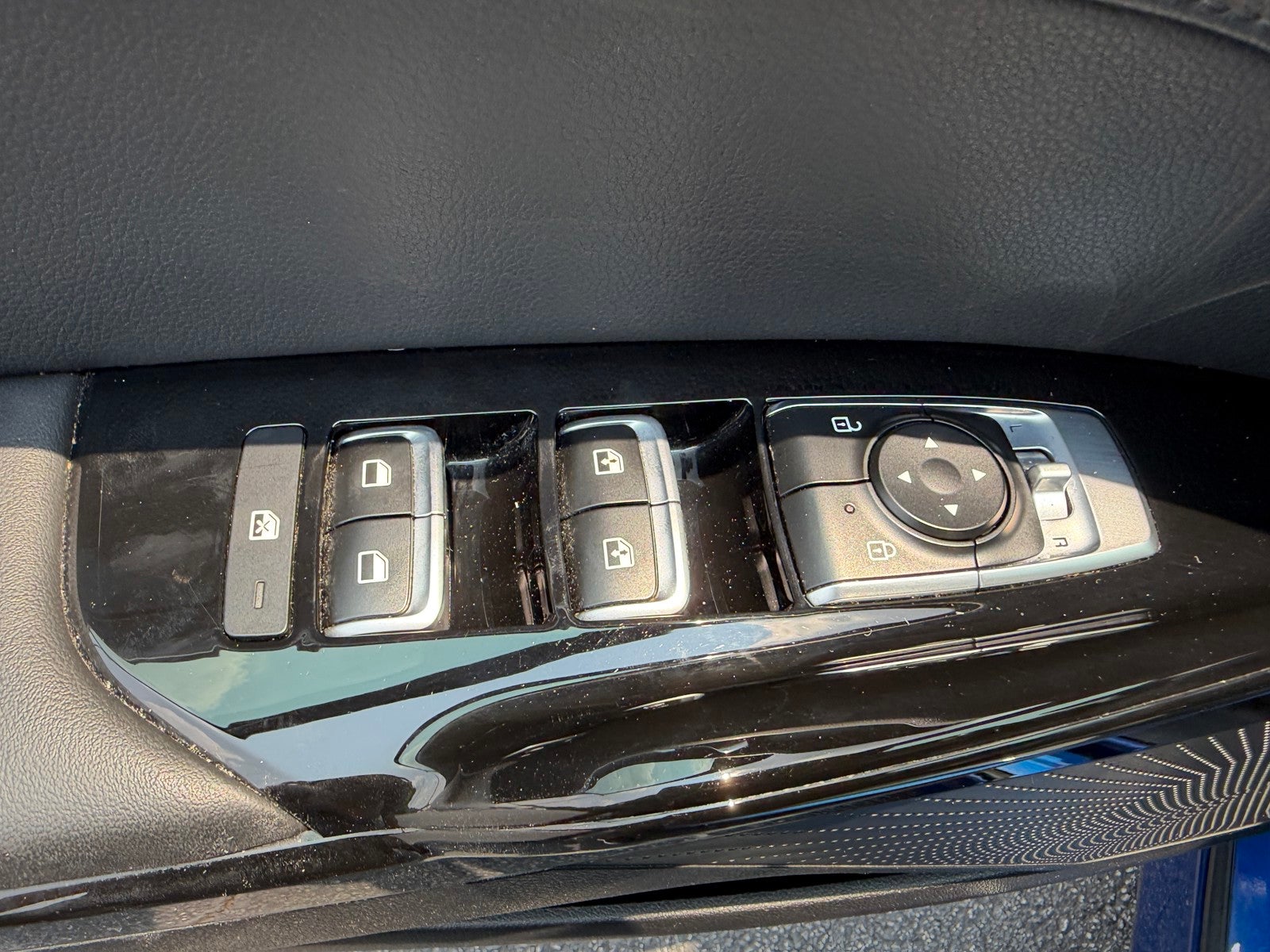 2023 Kia K5 EX