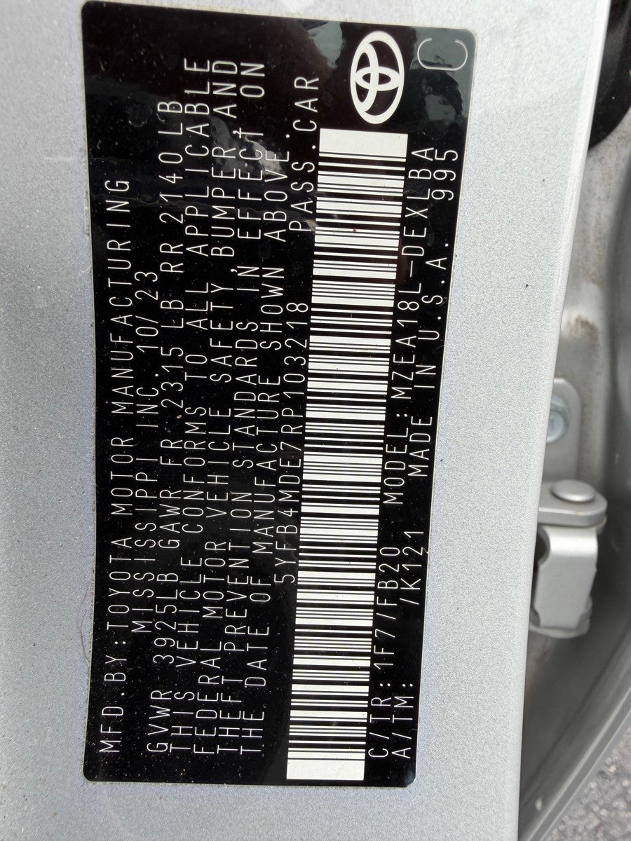 2024 Toyota Corolla LE