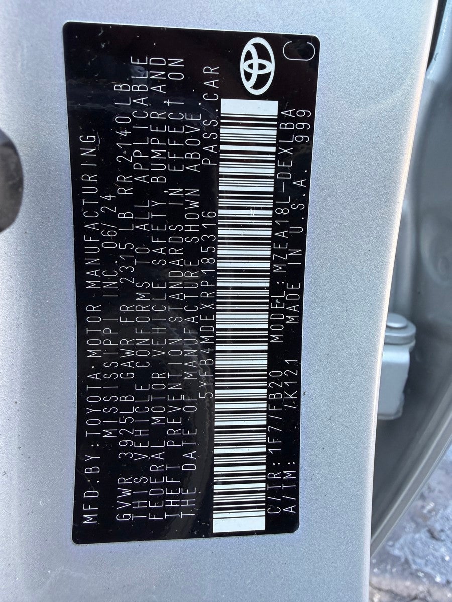 2024 Toyota Corolla LE