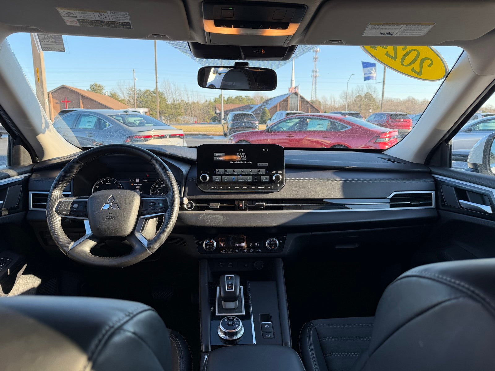 2024 Mitsubishi Outlander SE