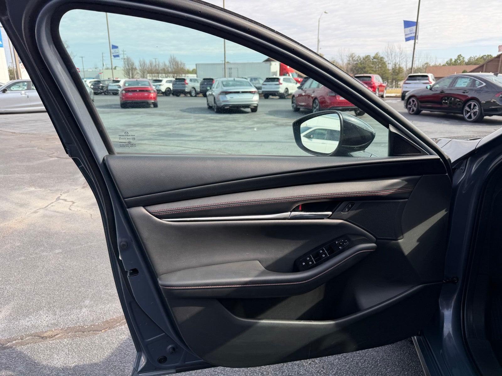 2024 Mazda Mazda3 2.5 S Carbon Edition