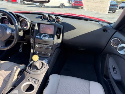 2017 Nissan 370Z Touring Sport